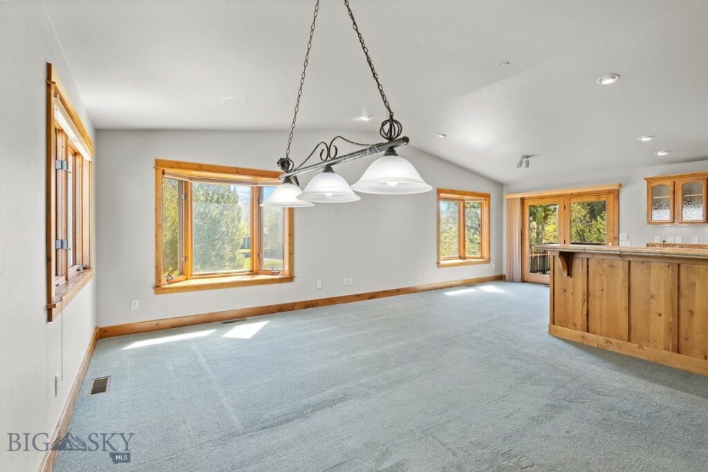 3450 W Hollyhock Drive, Belgrade MT 59714