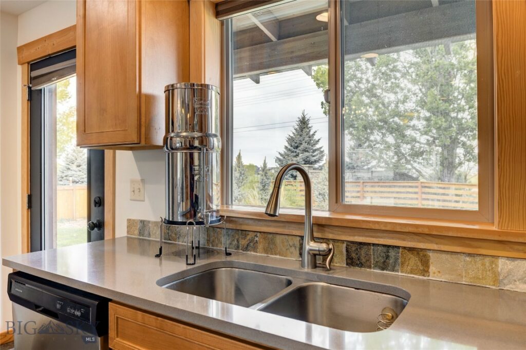 3493 Lolo Way, Bozeman MT 59718