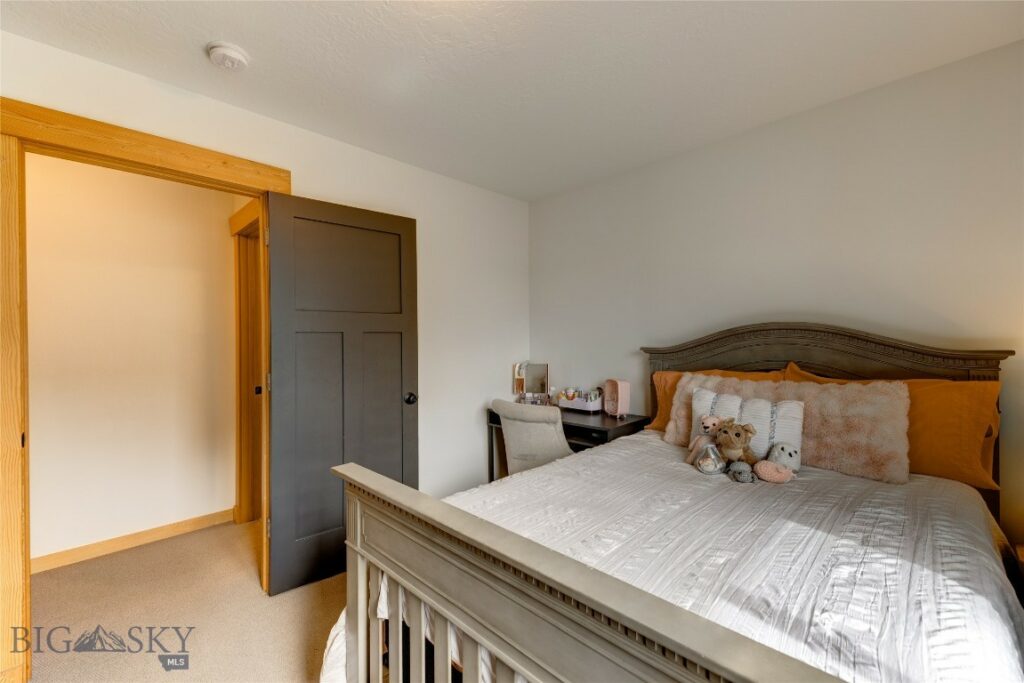 3493 Lolo Way, Bozeman MT 59718