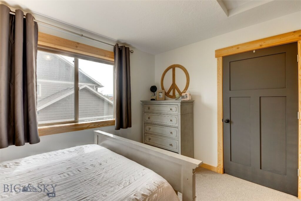 3493 Lolo Way, Bozeman MT 59718