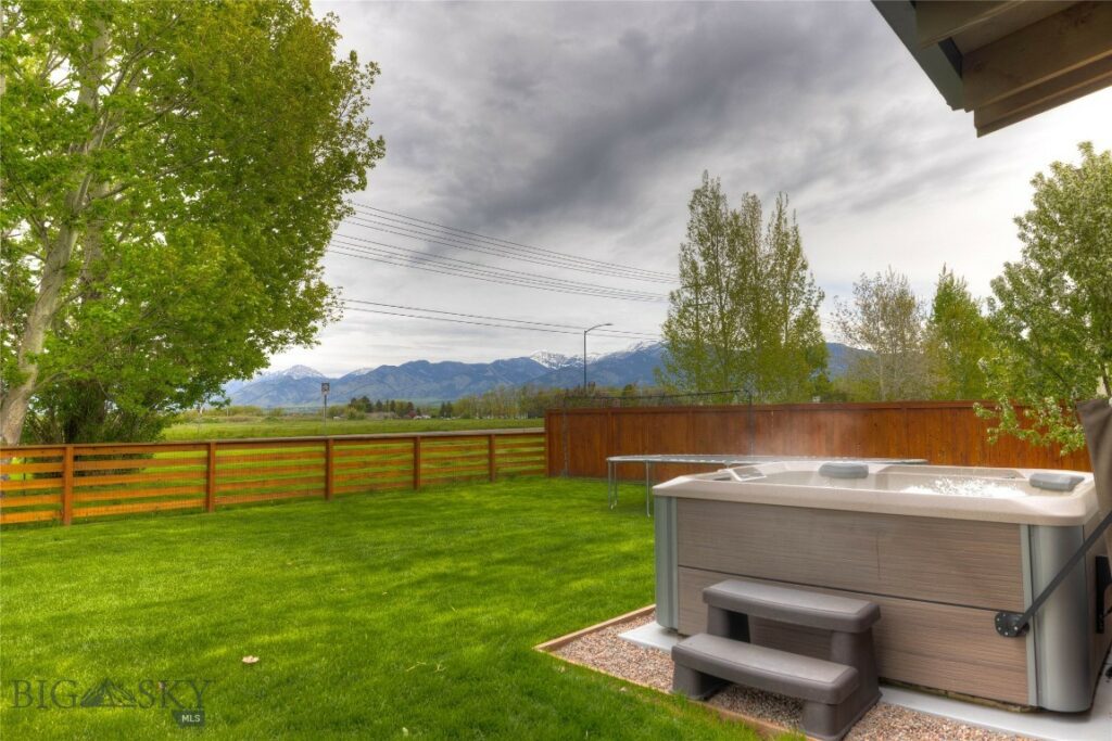 3493 Lolo Way, Bozeman MT 59718