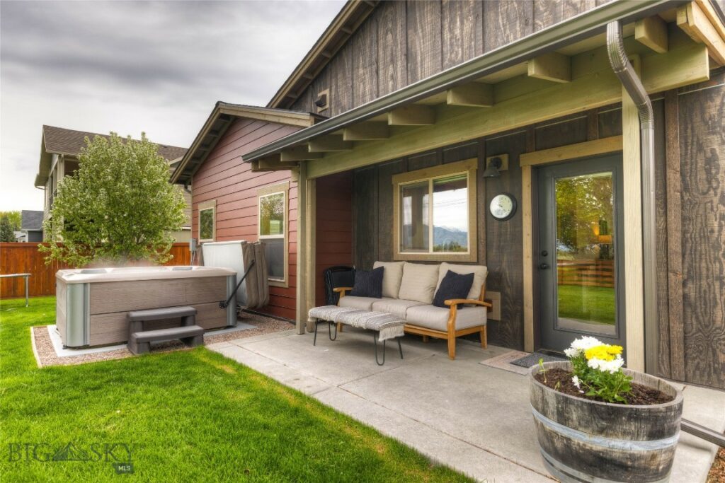 3493 Lolo Way, Bozeman MT 59718