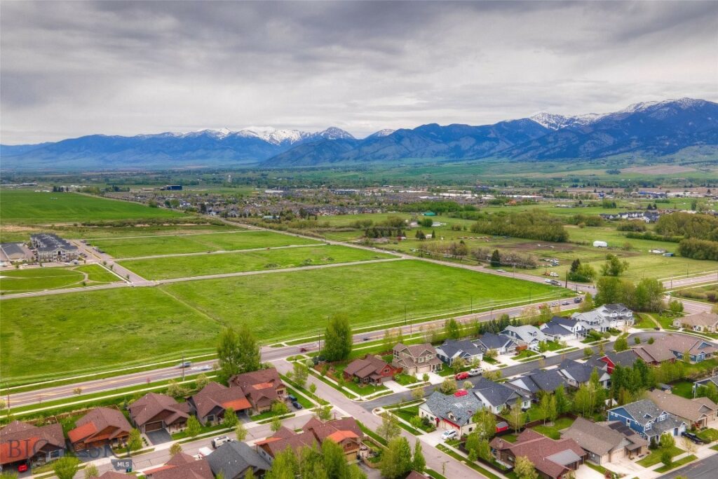 3493 Lolo Way, Bozeman MT 59718