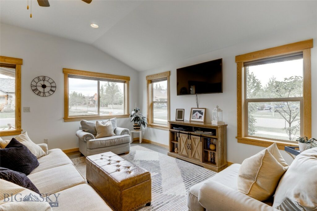 3493 Lolo Way, Bozeman MT 59718