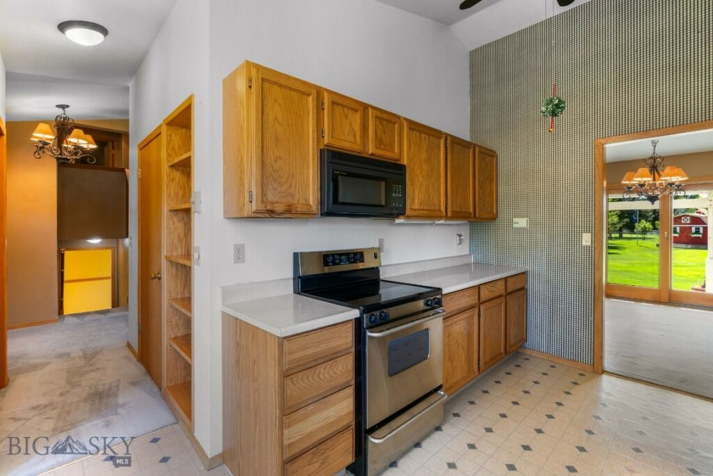 353 Sacajawea Peak Drive, Bozeman MT 59718