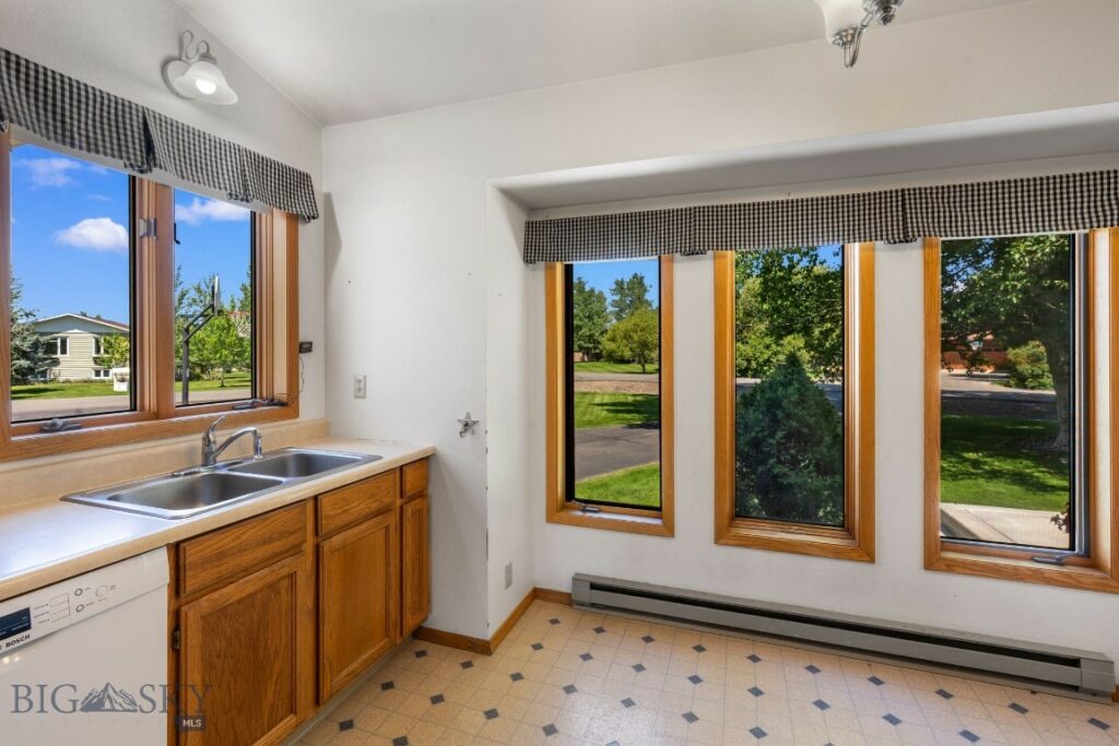 353 Sacajawea Peak Drive, Bozeman MT 59718