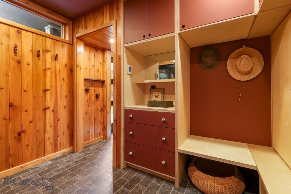 3556 Bear Canyon Road, Bozeman MT 59715