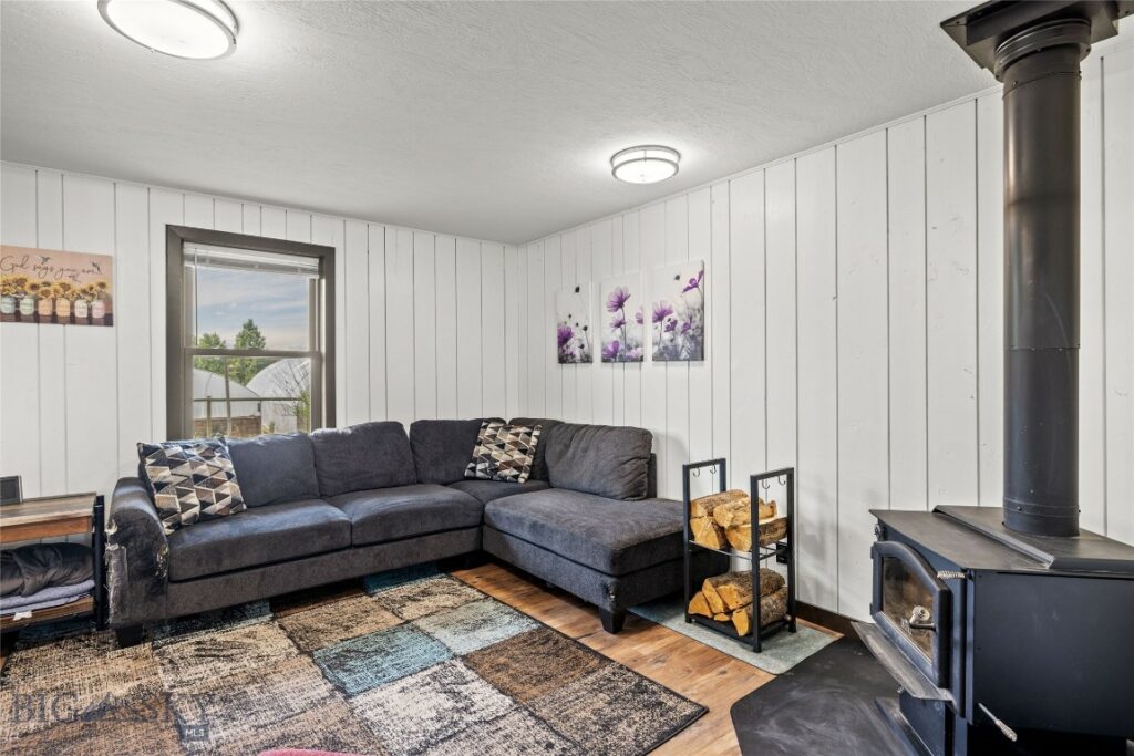 3573 Spain Bridge Road, Belgrade MT 59714