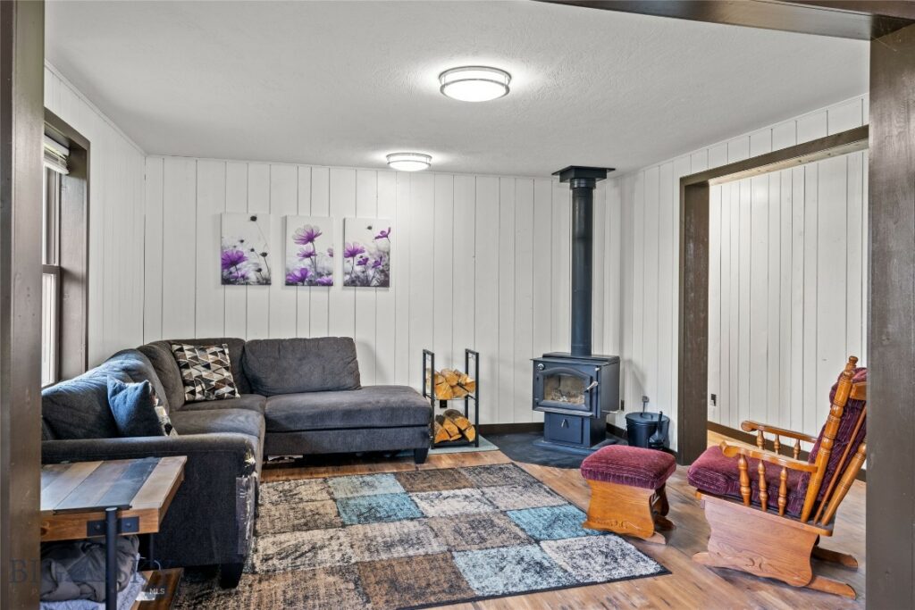 3573 Spain Bridge Road, Belgrade MT 59714