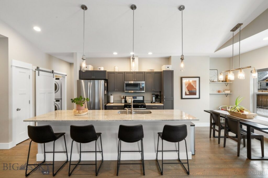 3634 Lolo Way, Bozeman MT 59718