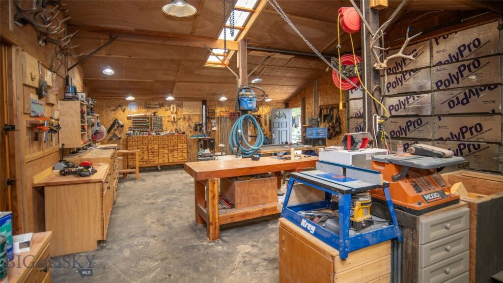 3640 Jagar Lane, Bozeman MT 59718