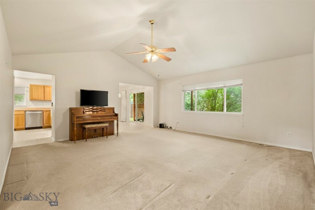 365 W River Rock Road, Belgrade MT 59714