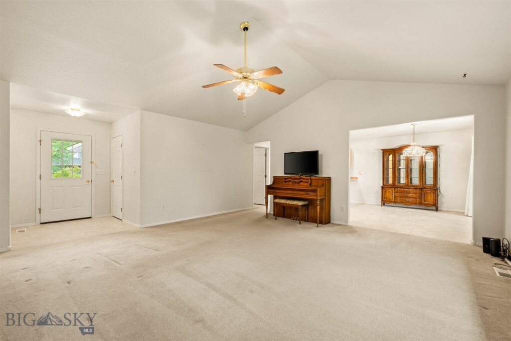 365 W River Rock Road, Belgrade MT 59714