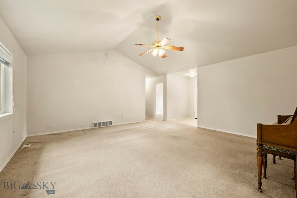 365 W River Rock Road, Belgrade MT 59714
