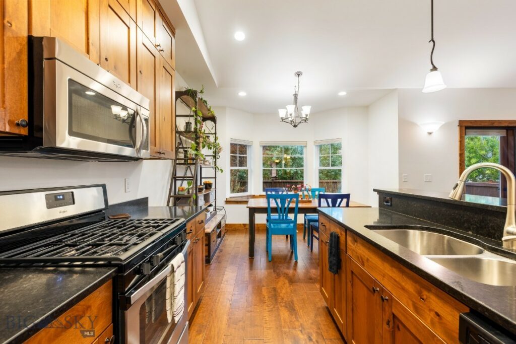 3660 Lolo Way, Bozeman MT 59718