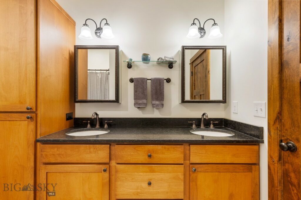 3660 Lolo Way, Bozeman MT 59718