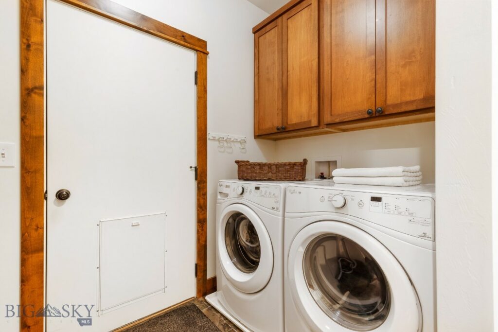 3660 Lolo Way, Bozeman MT 59718