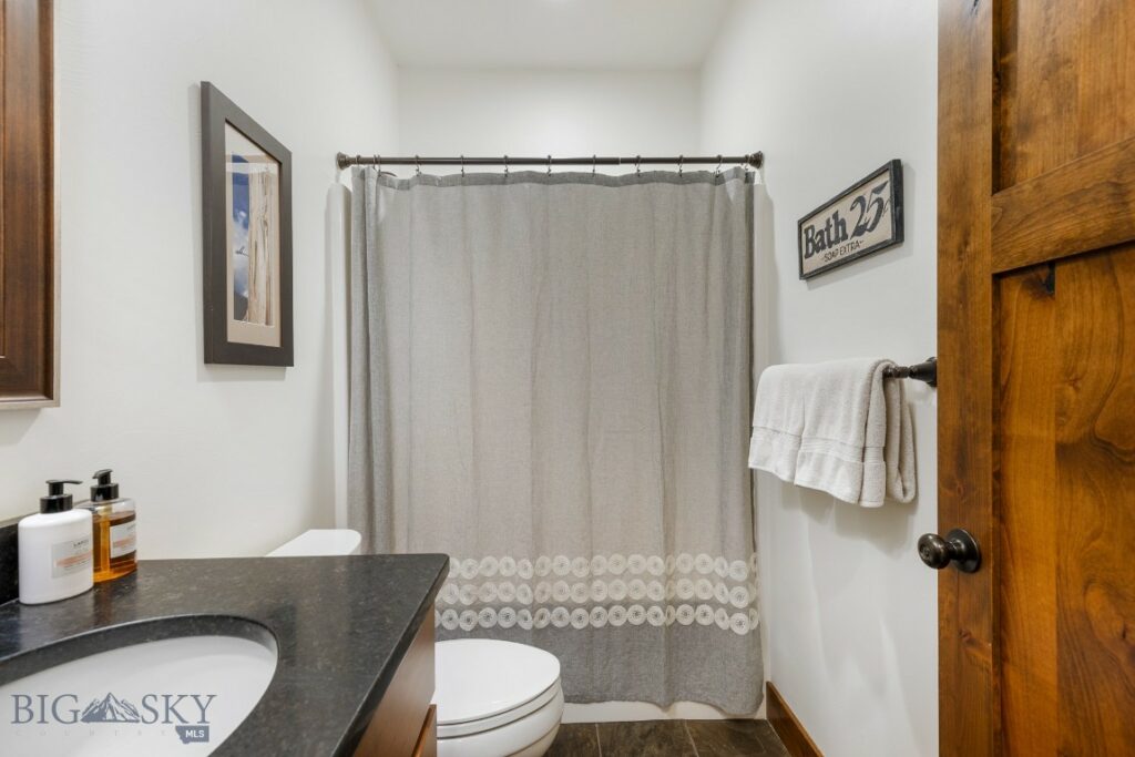 3660 Lolo Way, Bozeman MT 59718