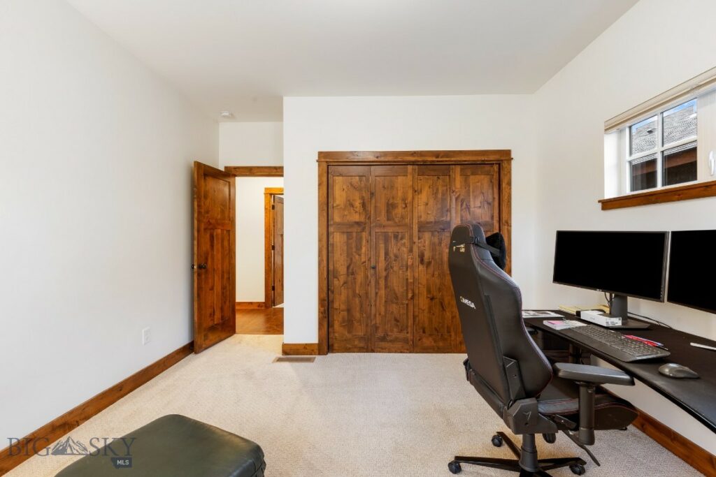 3660 Lolo Way, Bozeman MT 59718