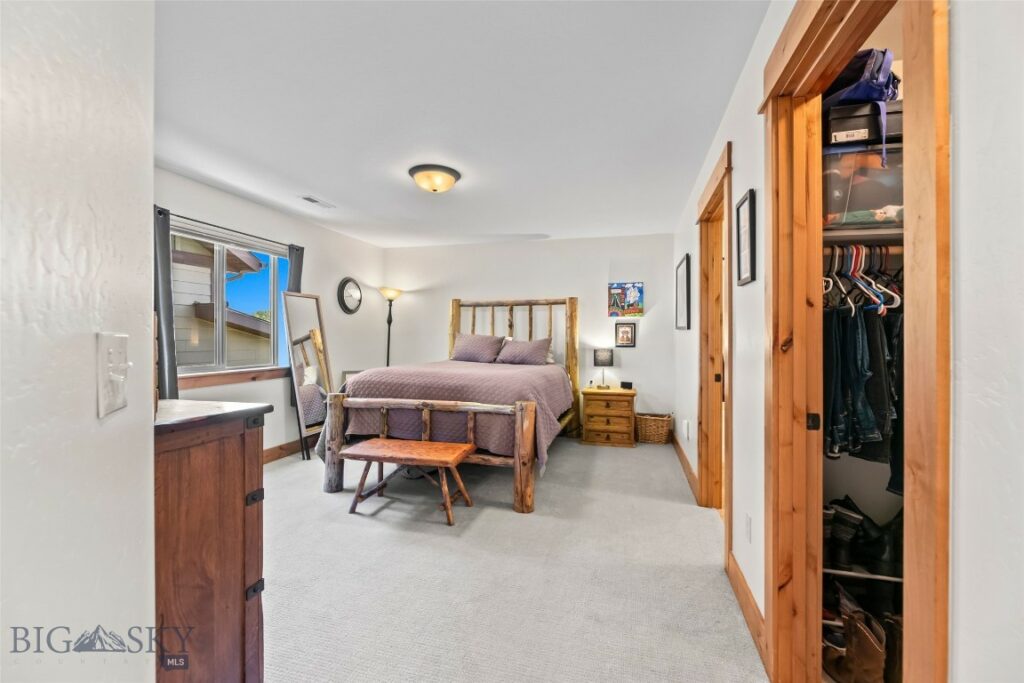 3669 Laduke Street, Bozeman MT 59718