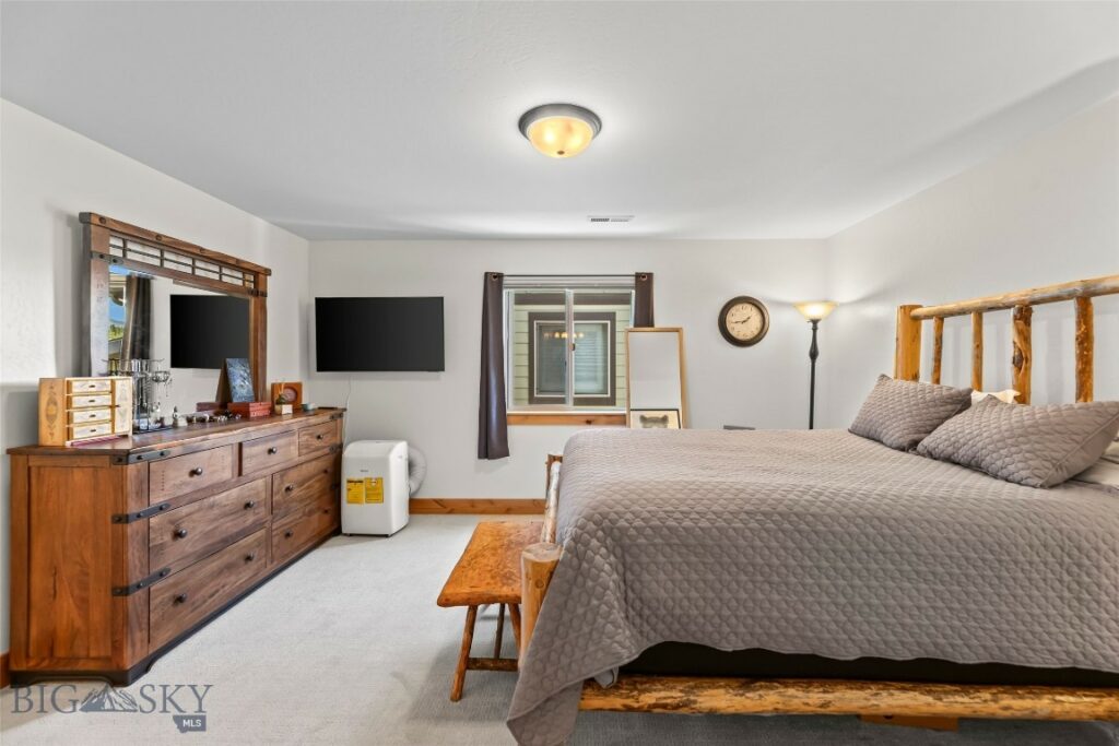 3669 Laduke Street, Bozeman MT 59718