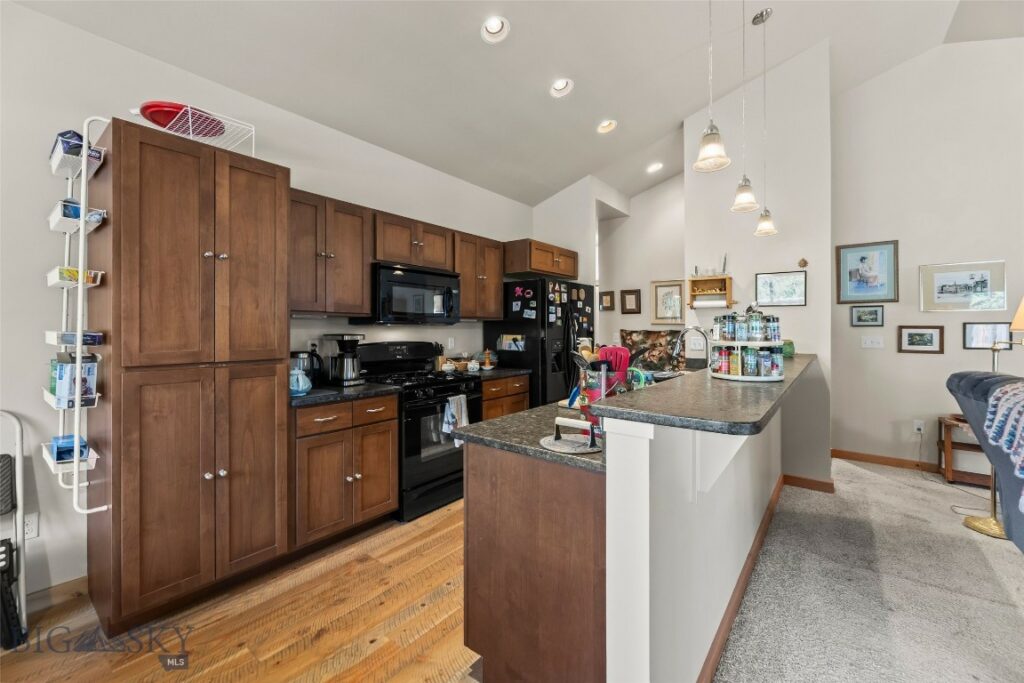 37 Voyager Lane, Bozeman MT 59718