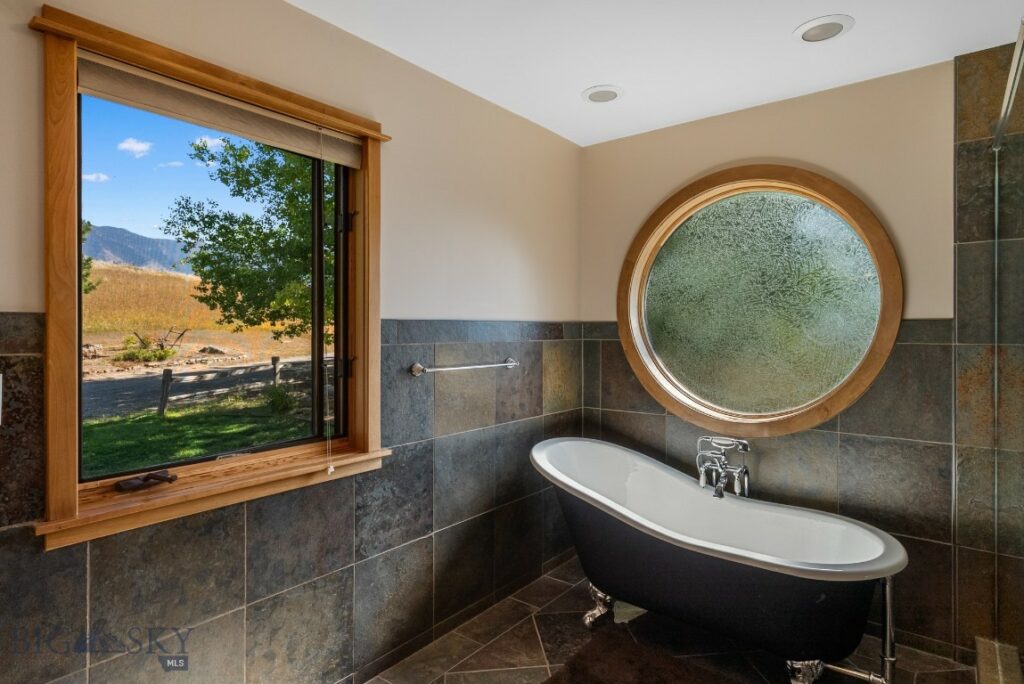 3753 Reese Creek Road, Belgrade MT 59714