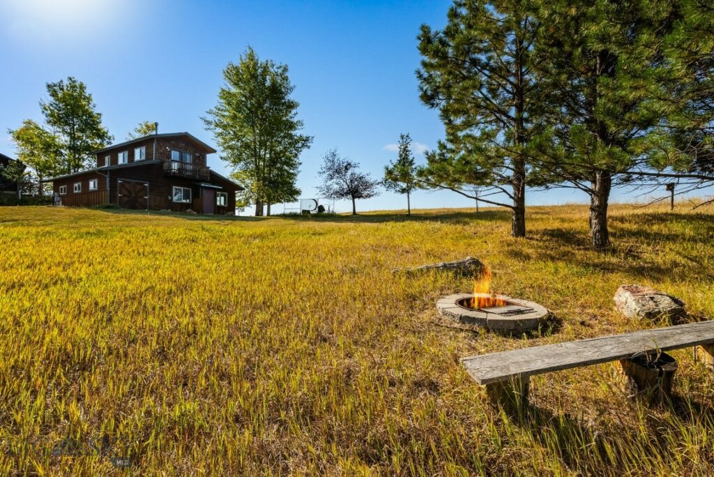 3753 Reese Creek Road, Belgrade MT 59714