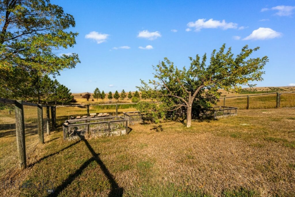 3753 Reese Creek Road, Belgrade MT 59714