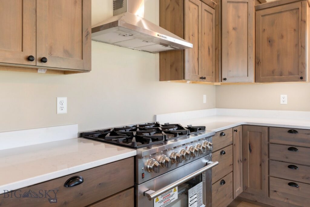 38 Heather Lane, Livingston MT 59047