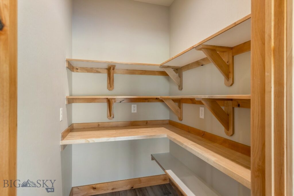 38 Heather Lane, Livingston MT 59047