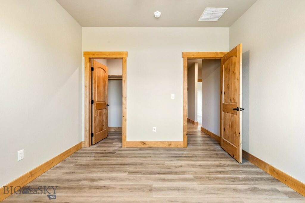 38 Heather Lane, Livingston MT 59047