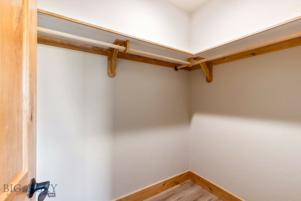 38 Heather Lane, Livingston MT 59047