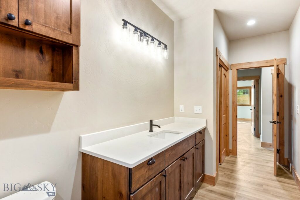 38 Heather Lane, Livingston MT 59047