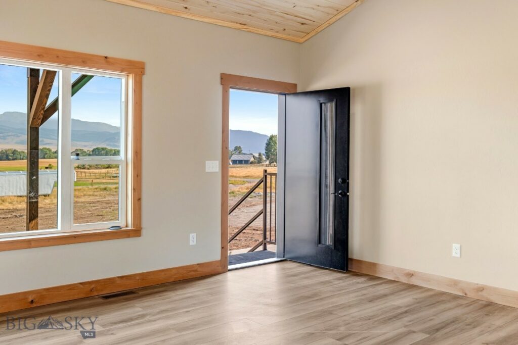 38 Heather Lane, Livingston MT 59047