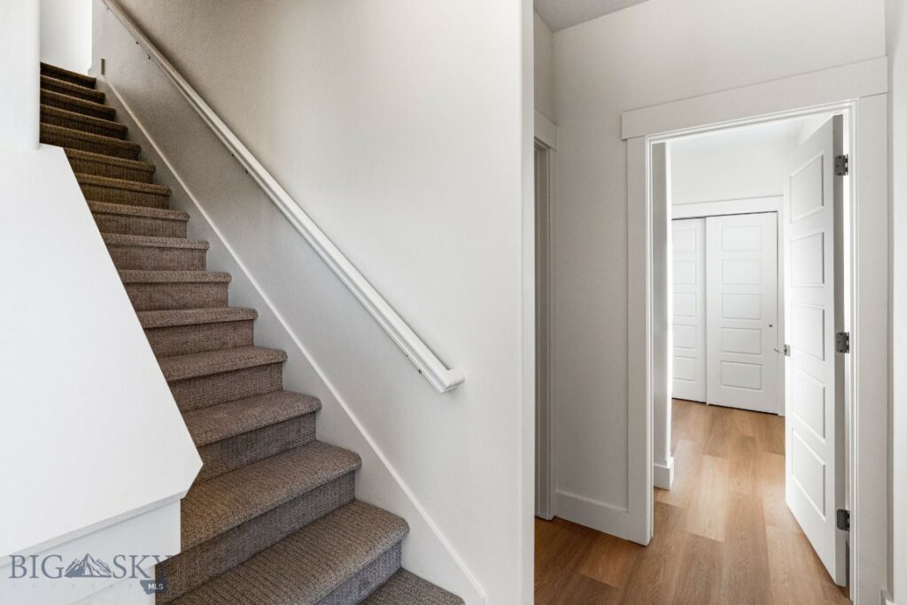 38 Horseshoe Loop, Bozeman MT 59718