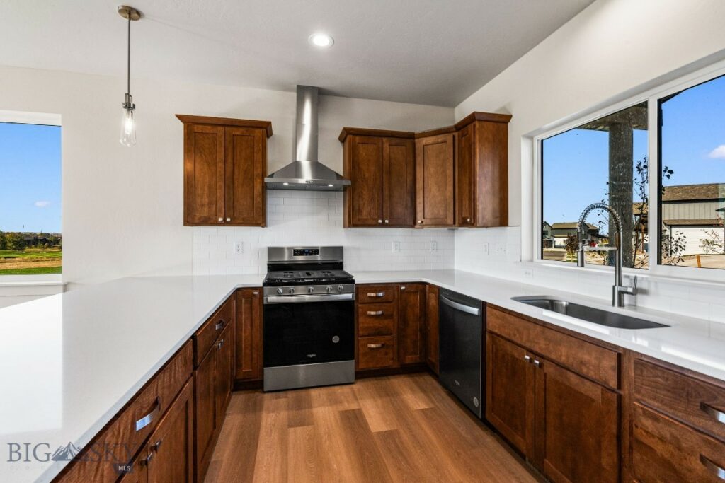 38 Horseshoe Loop, Bozeman MT 59718