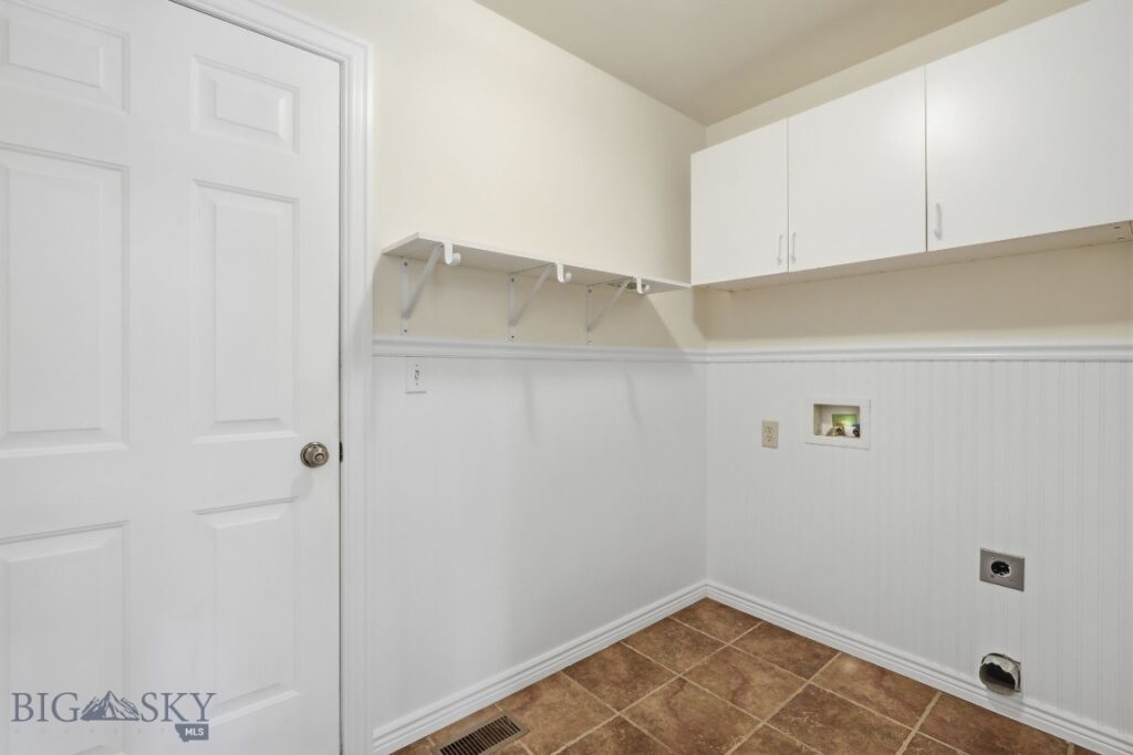 38 E River Rock Road, Belgrade MT 59714