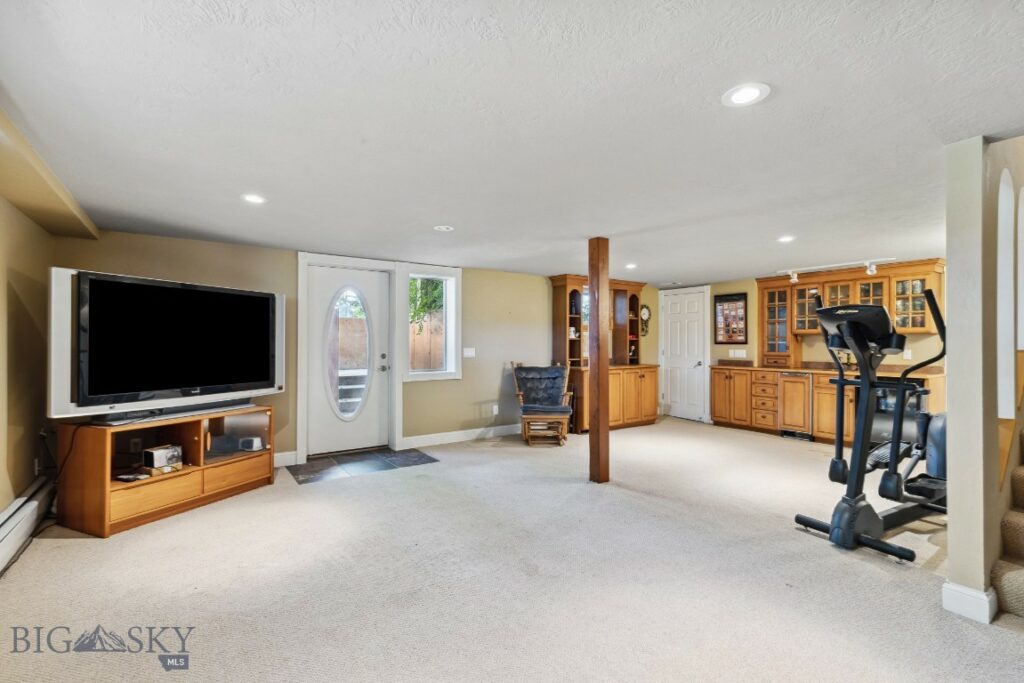 381 Bozeman Trail Road, Bozeman MT 59715