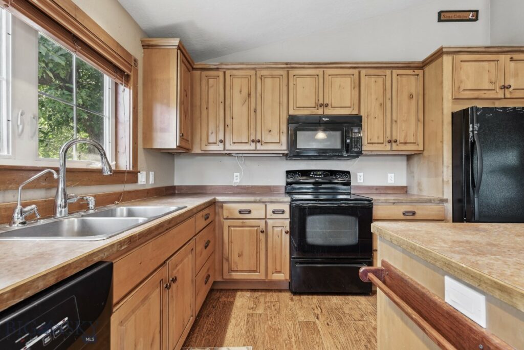 381 Bozeman Trail Road, Bozeman MT 59715