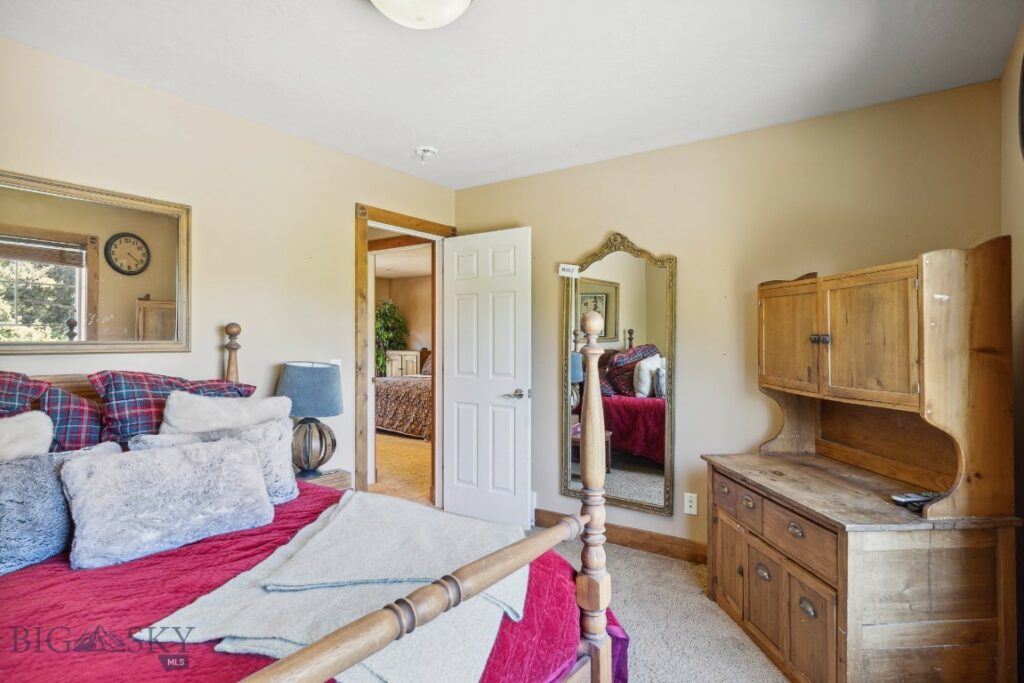381 Bozeman Trail Road, Bozeman MT 59715