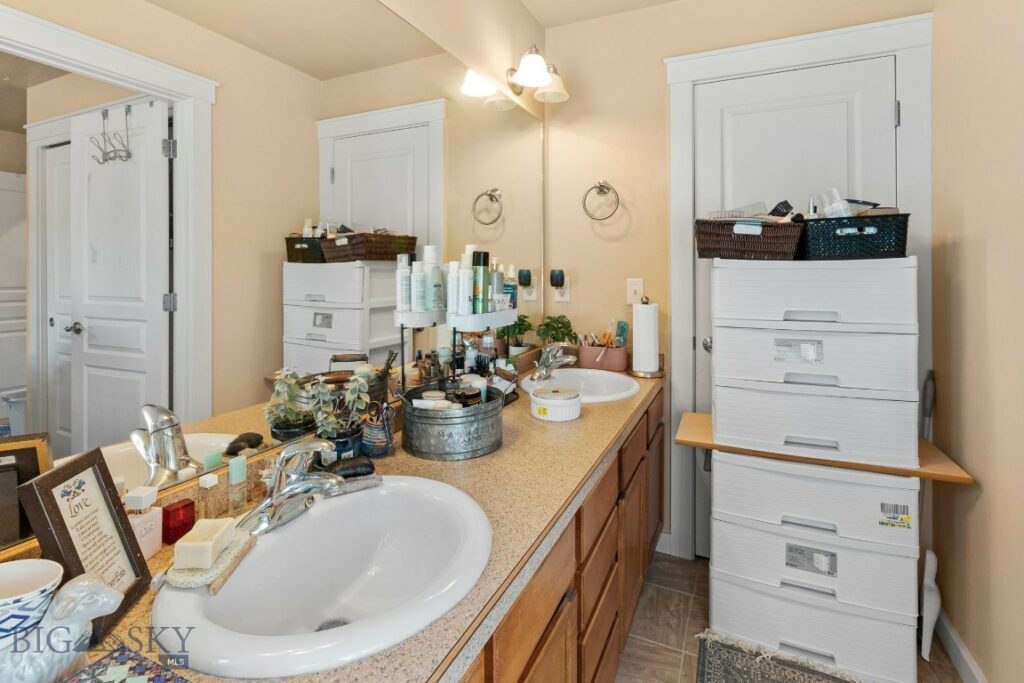 3825 Equestrian Lane, Bozeman MT 59718
