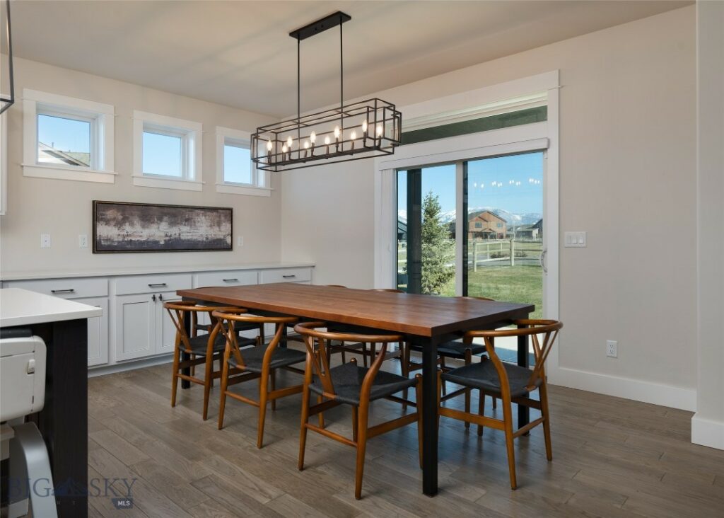 386 White Horse Loop, Bozeman MT 59718