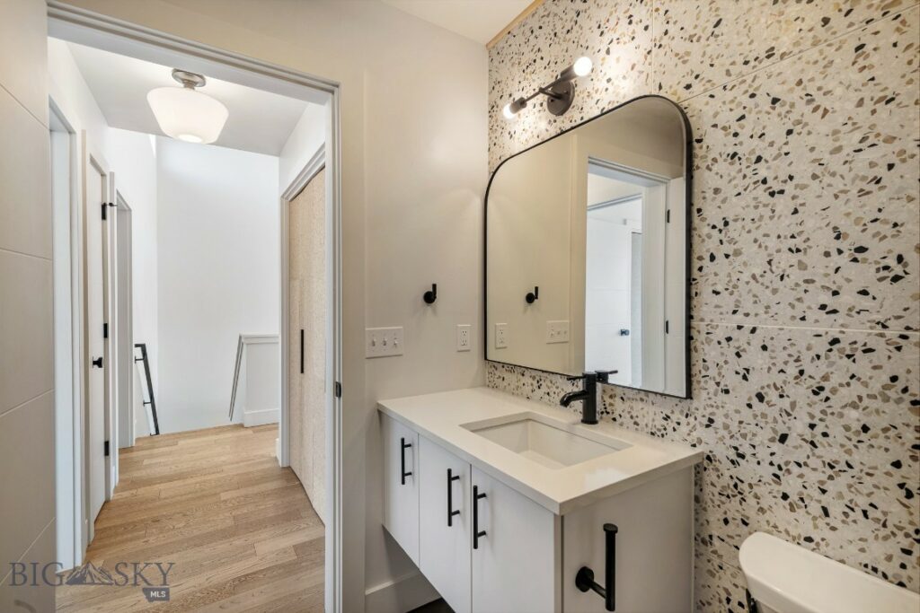 3866 Blondie Street, Bozeman MT 59718