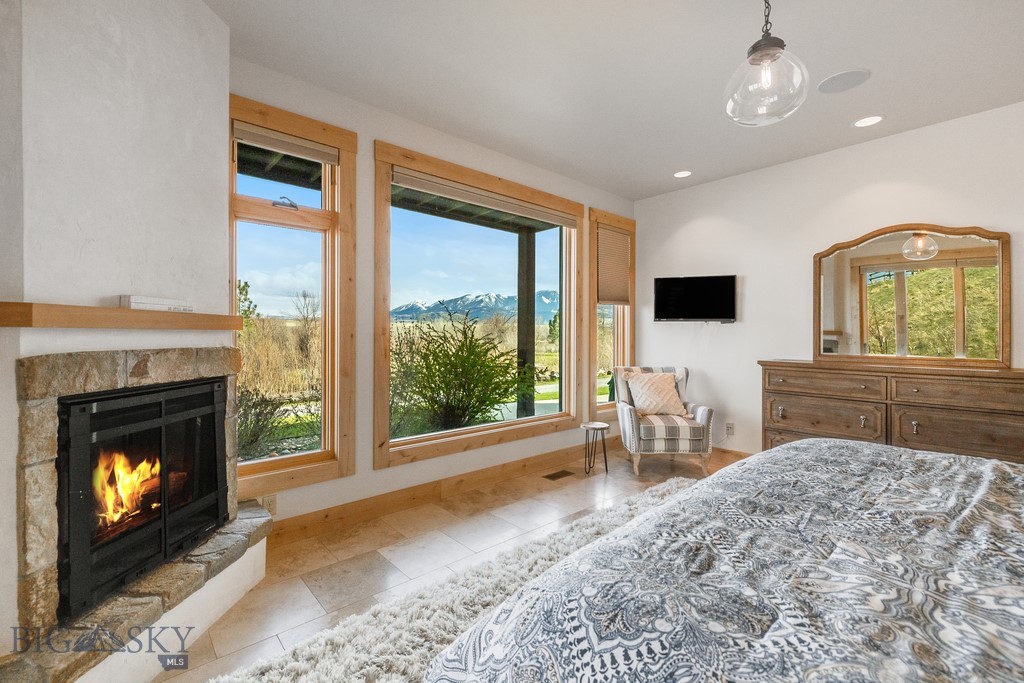 388 Old Clyde Park Road, Livingston MT 59047