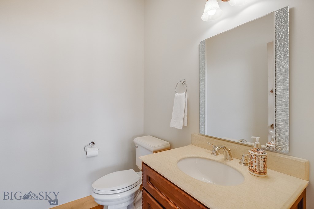 388 Old Clyde Park Road, Livingston MT 59047