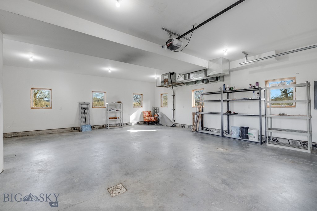 388 Old Clyde Park Road, Livingston MT 59047