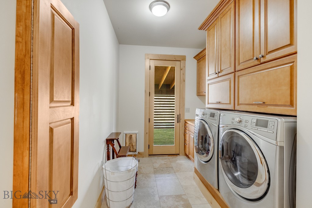 388 Old Clyde Park Road, Livingston MT 59047