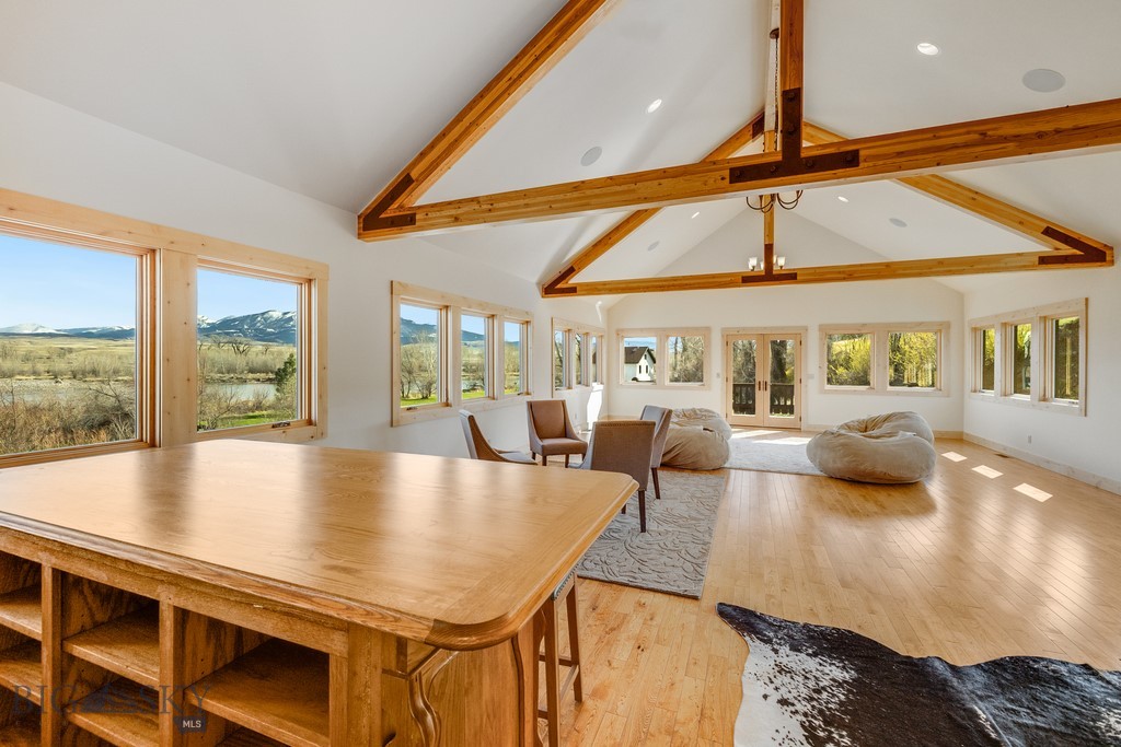 388 Old Clyde Park Road, Livingston MT 59047