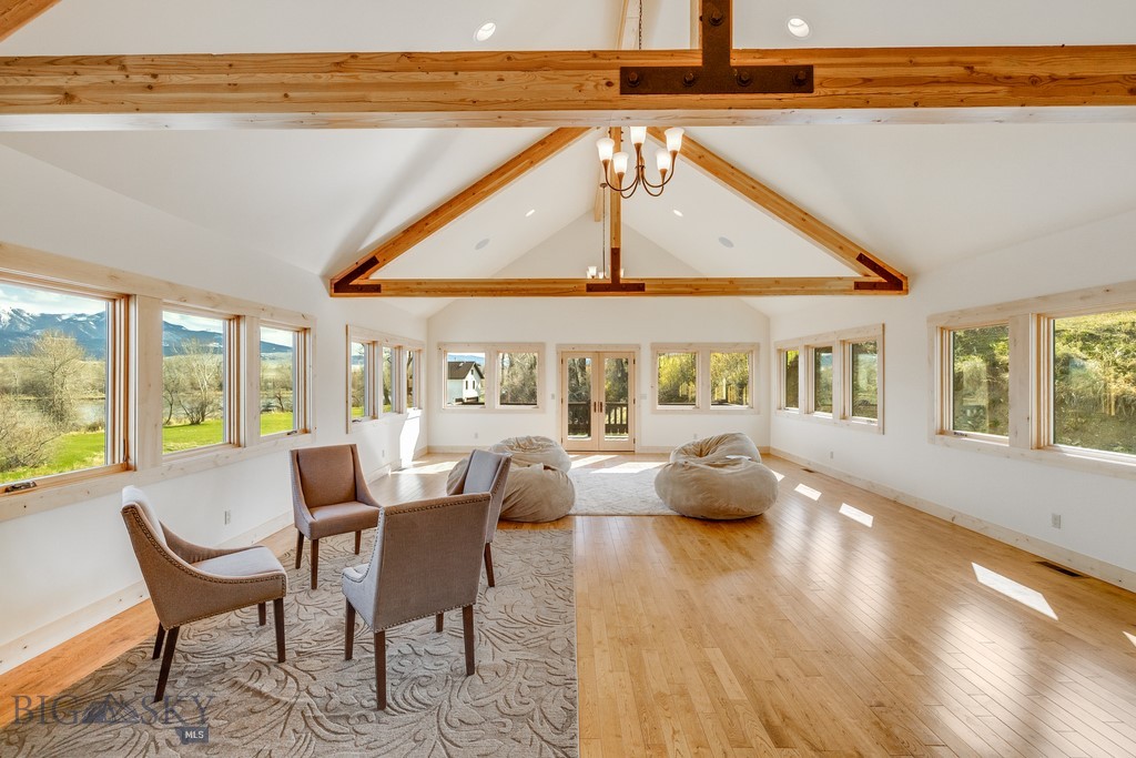 388 Old Clyde Park Road, Livingston MT 59047